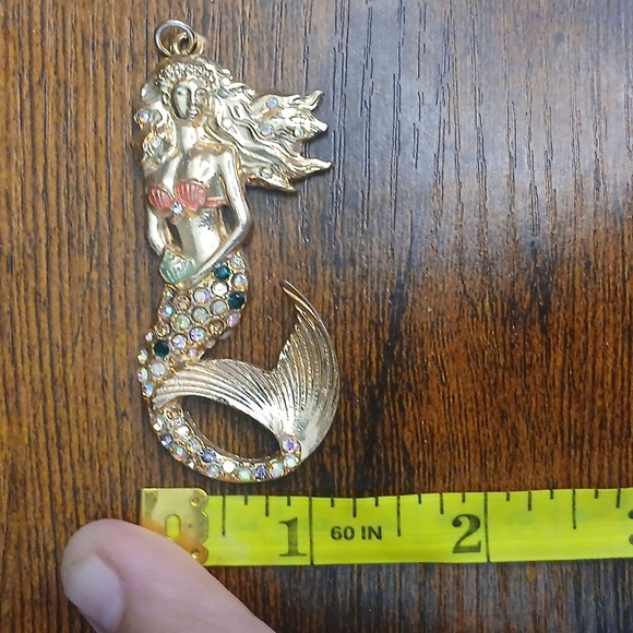 Gold Mermaid Pendant Necklace - Picture 4 of 4